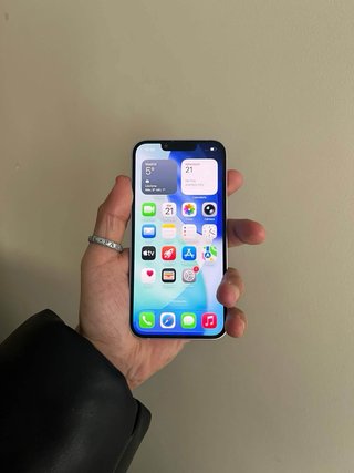 iPhone 13 Rosa