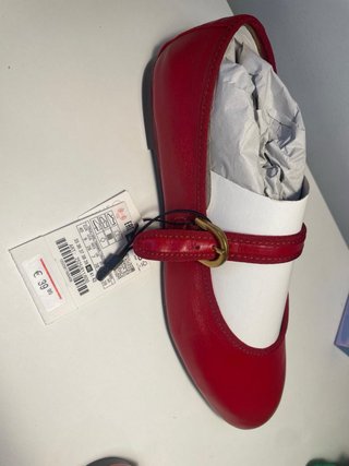 Bailarinas Zara piel Rojas Talla 40. Sin estrenar