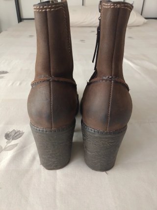 Botines marrones