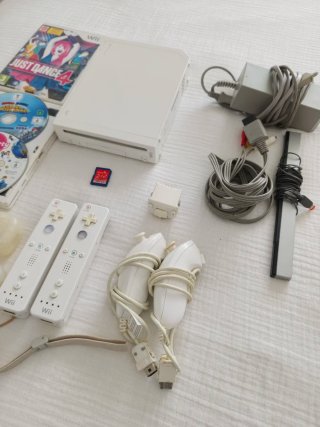 Consola Nintendo Wii retrocompatibile in bianco