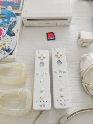 Consola Nintendo Wii retrocompatibile in bianco