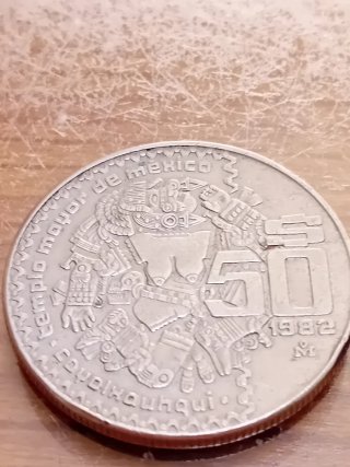 Monedas Mexicanas 20 y 50 Pesos