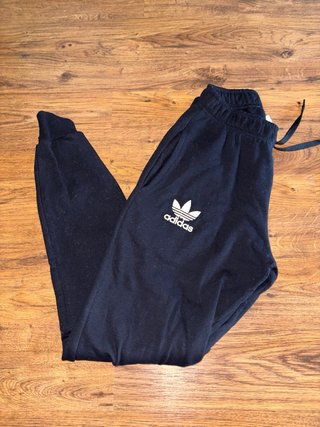 Pantalón Adidas Negro