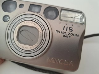 Camara Minolta 115 Riva zoom date