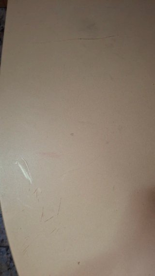 Escritorio con estantería de madera