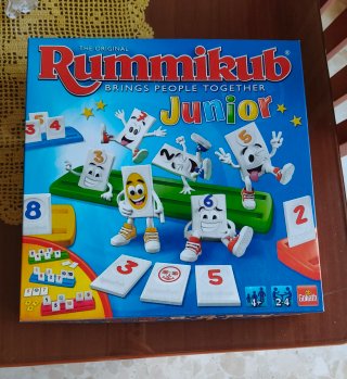 Juego de mesa Rummikub Junior sin usar