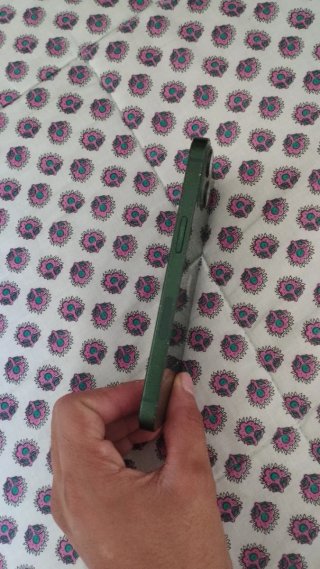 Teléfono móvil iPhone 13 verde