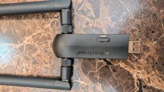 Adaptador WiFi USB BrosTrend con Base