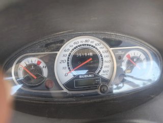 Suzuki Burgman 200 Maxi Scooter