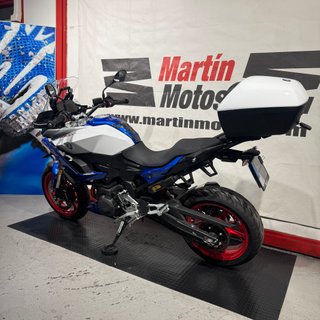BMW F 900 XR