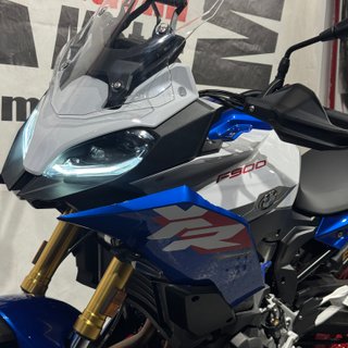 BMW F 900 XR