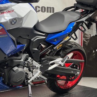 BMW F 900 XR