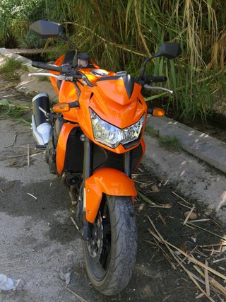 Kawasaki Z750 Naranja 21.000Km