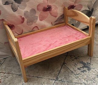 Cuna de madera para muñecas ropa cama