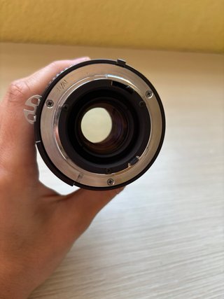 Tokina RMC 35-105mm f/3.5-4.3 Objetivo