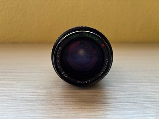 Tokina RMC 35-105mm f/3.5-4.3 Objetivo