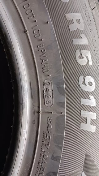 195/65 R15 91H KUMHO ECSTA HS52