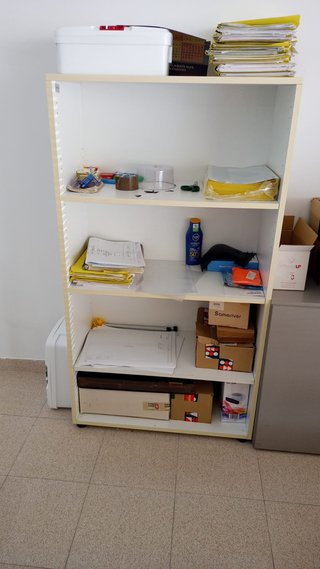 Mobiliario de Oficina por cierre