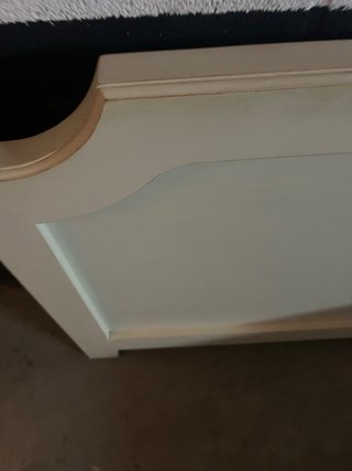 Cabecero de madera y ratán beige