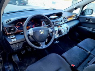 Honda FR-V 2005