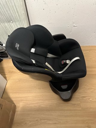 Britax Römer DUALFIX PLUS 360º + fundas