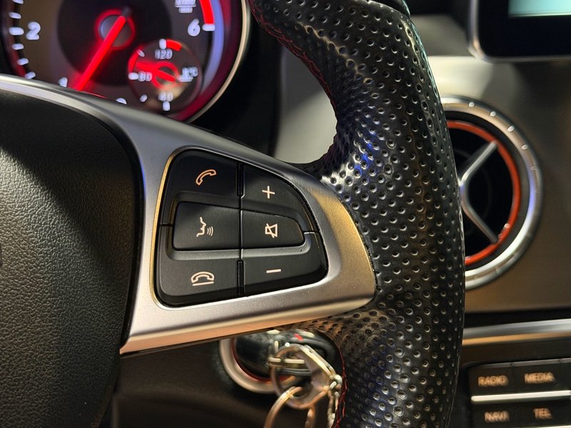 Mercedes-Benz CLA 2015, foto 14