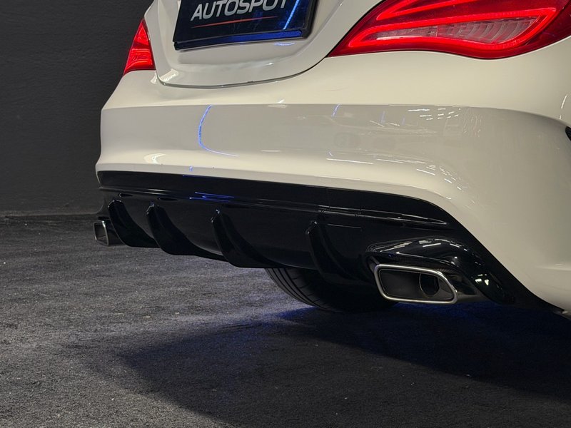Mercedes-Benz CLA 2015, foto 21