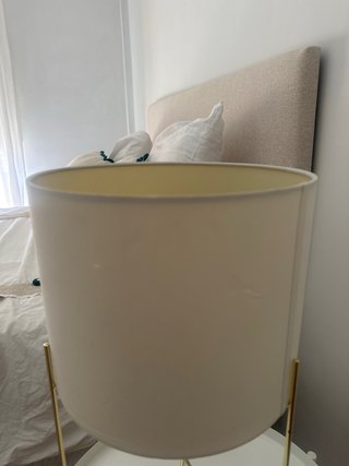 Lámpara Zara Home Tela y Metal Dorada
