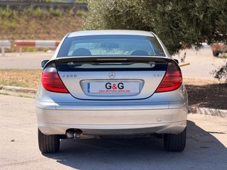 Mercedes-Benz Clase C 2003