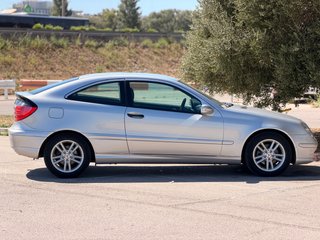 Mercedes-Benz Clase C 2003