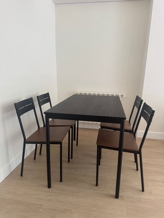 Conjunto mesa y sillas comedor