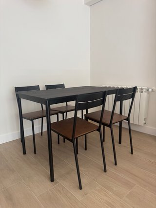 Conjunto mesa y sillas comedor
