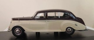 Coche de colección Oxford 1:43