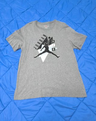 Camiseta Jordan Air Gris