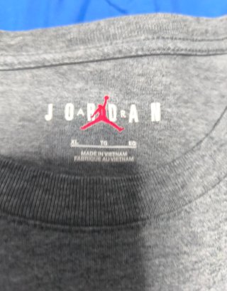 Camiseta Jordan Air Gris