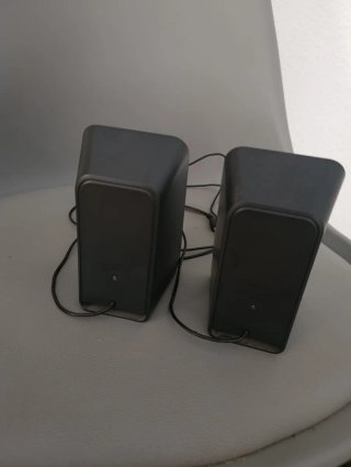 Altavoces Logitech Negros