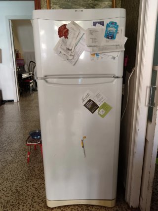 Nevera Indesit