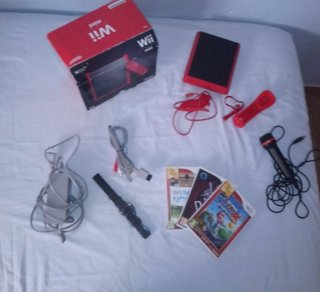 Nintendo Wii Mini Rossa completa + 3 Giochi + Micro
