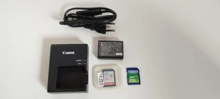 Canon EOS 1300D, funda LowePro, Trípode Manfrotto