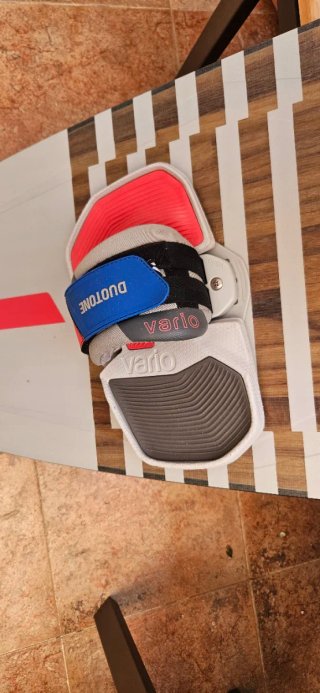 Tabla Kitesurf Duotone Gonzales 142×43