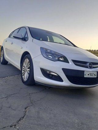 Opel Astra 2016