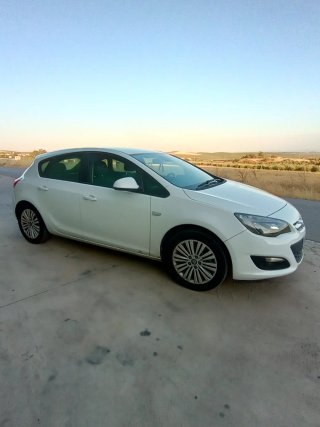 Opel Astra 2016