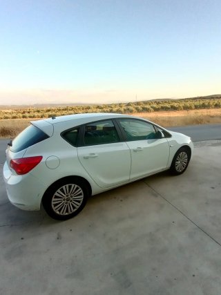Opel Astra 2016