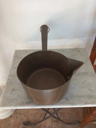 Antiguo Cazo de Cobre