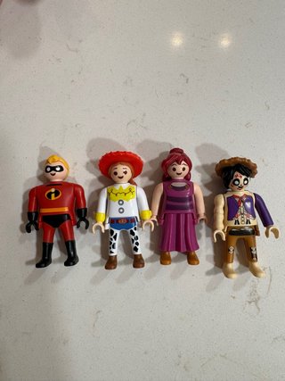 Figuras Disney Kinder