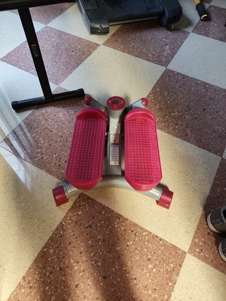 Bicicleta Estática, cinta y pedales