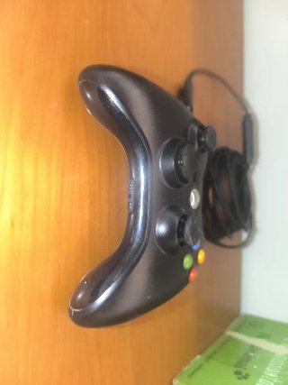Mando Xbox 360 con cable y adaptador de USB
