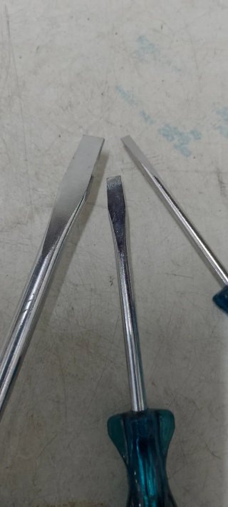3 destornilladores IRIMO