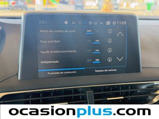 Peugeot 3008 BlueHDI 130 S&S Active 96 kW (130 CV)