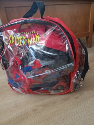 Casco y Patines Spiderman Talla Ajustable